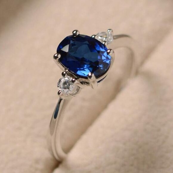 Sterling Silver 925 Oval Blue Sapphire Ring - Picture 4 of 5